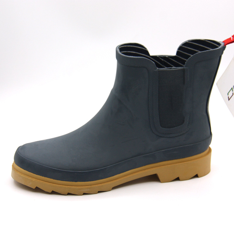 Fashionable lined rubber Chelsea rain boots for ladies