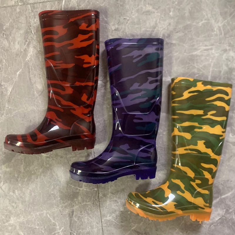 Knee high camouflage lined PVC boots for men