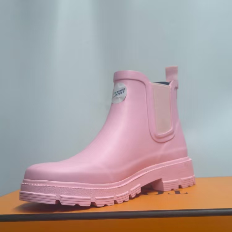 Fashion last Chelsea rubber rain boot for women wholesale