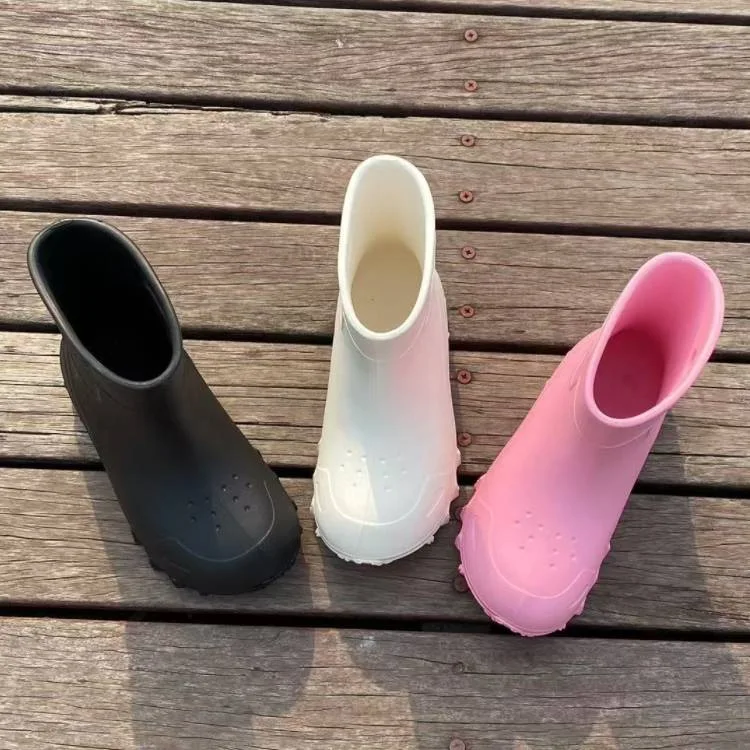 Fashion Lightweight Eva Foam Rain Boots for Children
