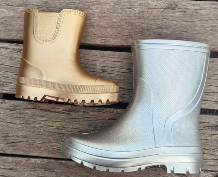 Shiny rubber boots for children