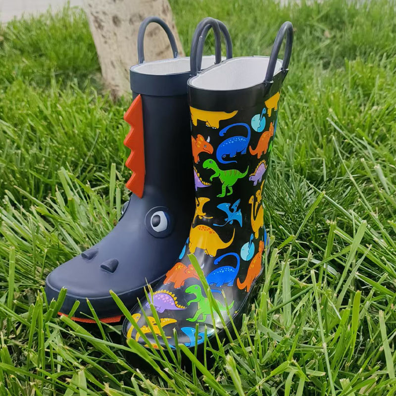 Natural rubber dinosaur printing wellingtong boots children