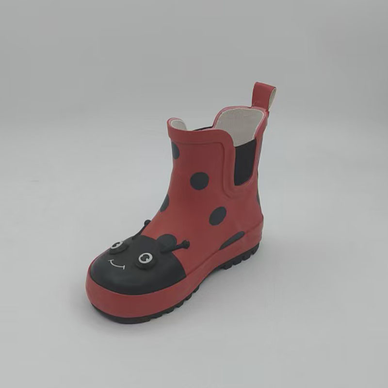 Customized LOGO cute ladybug print kids Chelsea rubber boots