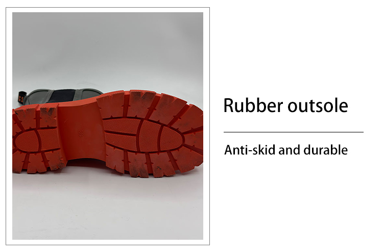 Natural rubber chunky chelsea rain boots in black and red