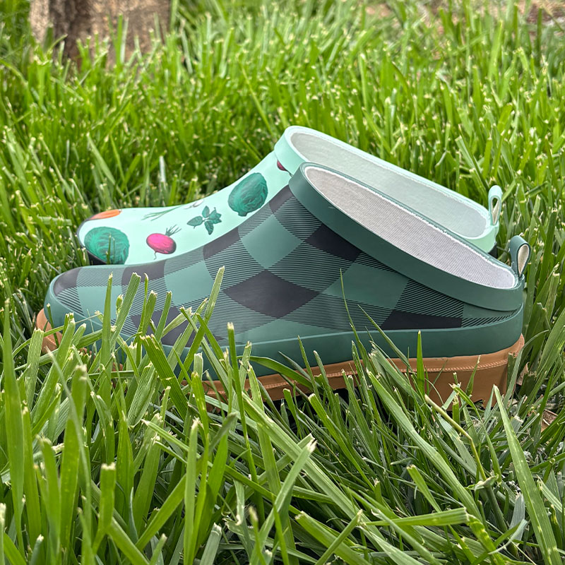 Women rubber garden clogs supplier