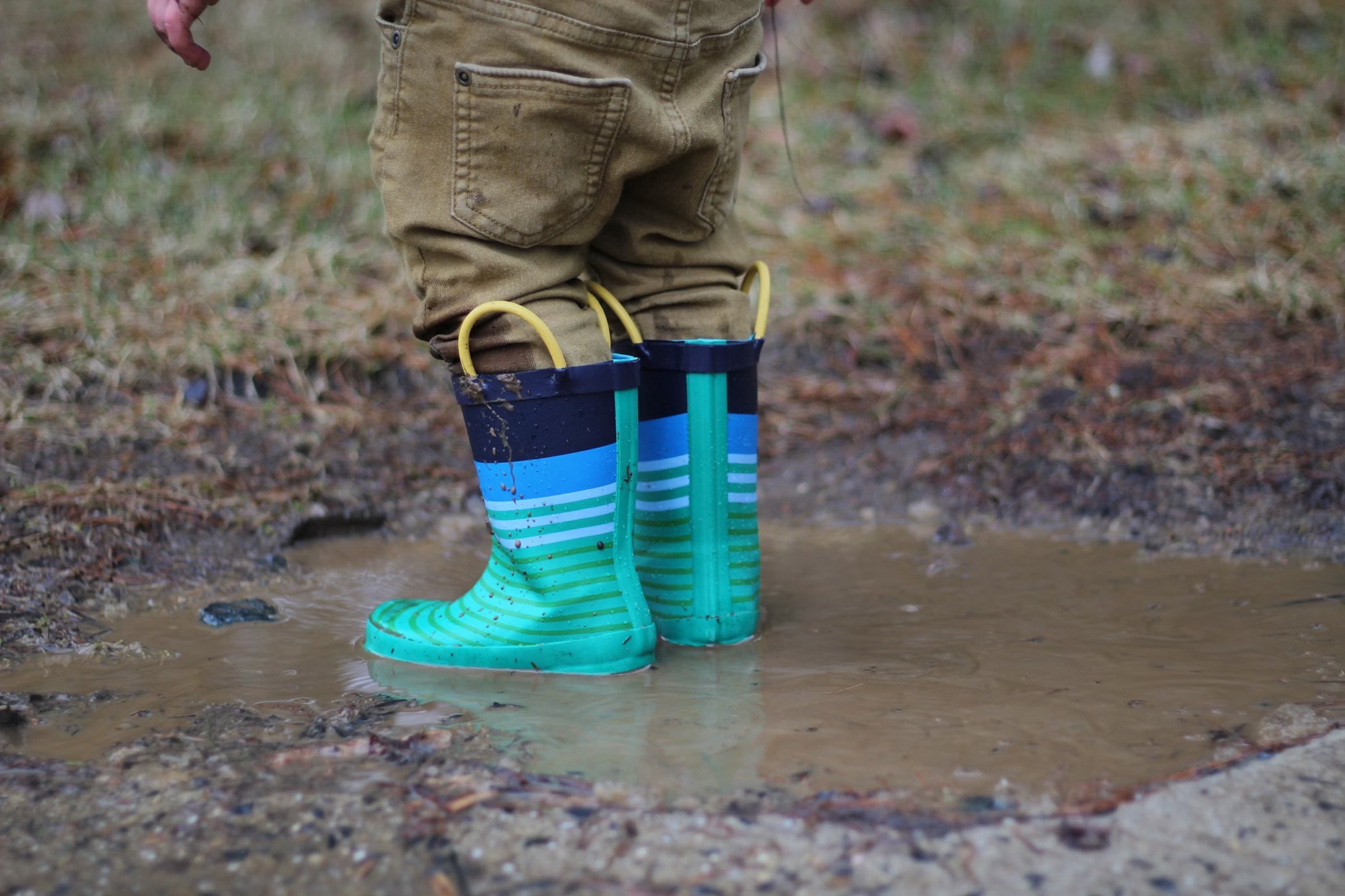 Best Rain Boots for Kids and Toddlers3