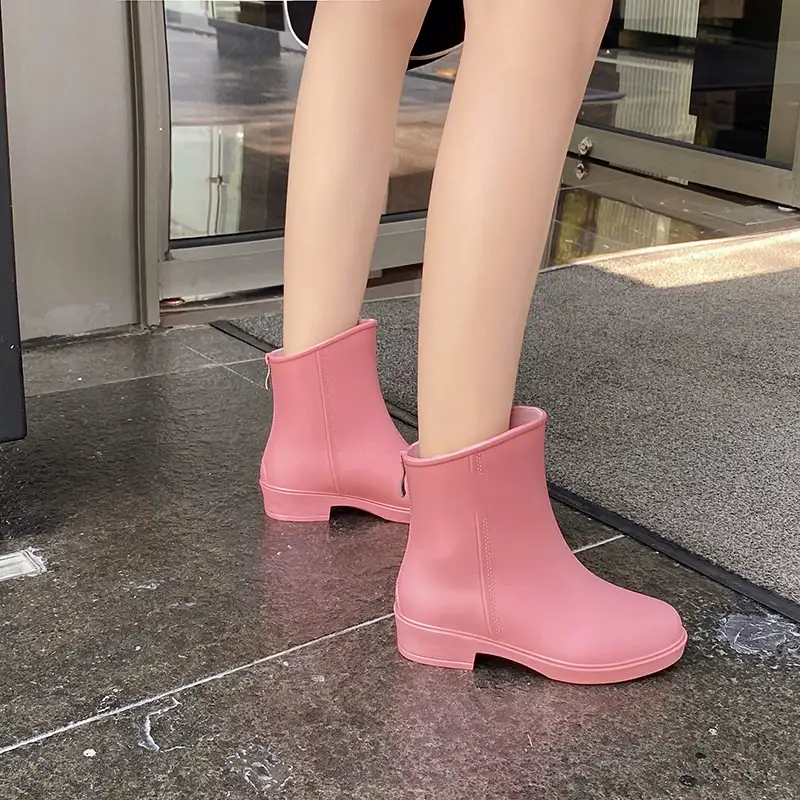 Ladies slip on fashion PVC rain boots