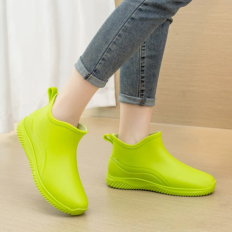 Women short PVC wellington boots