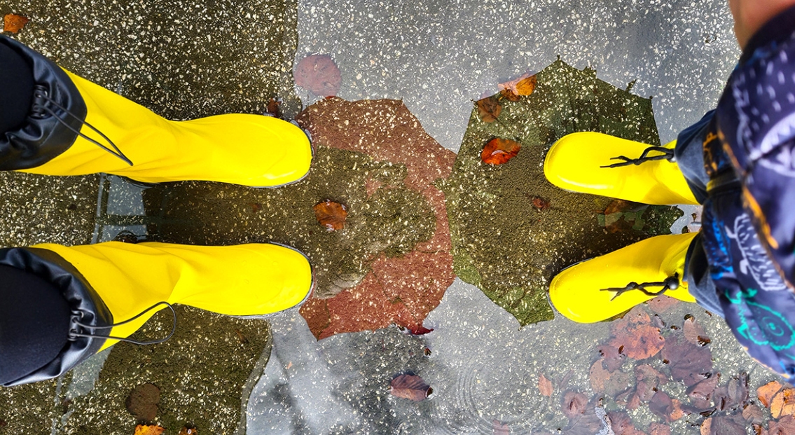 The Best Barefoot Rain Boots for Adults and Kids 3