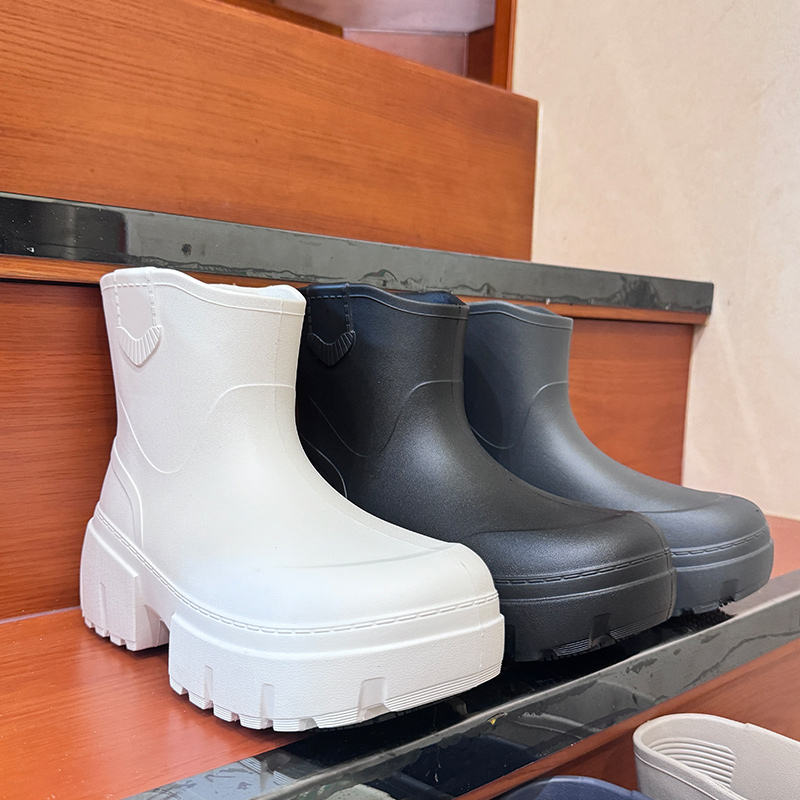 Women fashion mid calf lightweight EVA rain boots