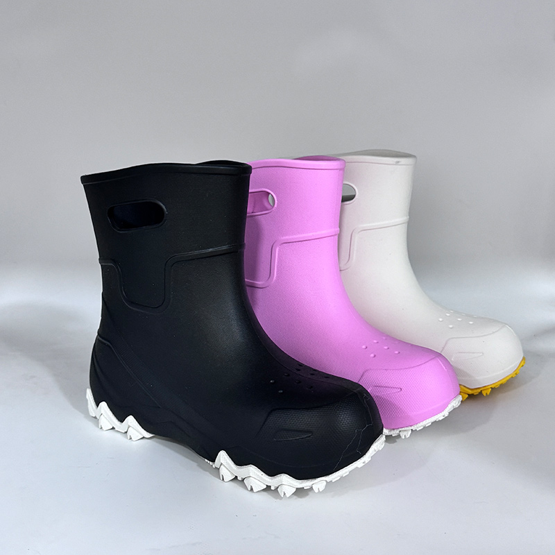 Kids EVA boots with anti slip sole patch