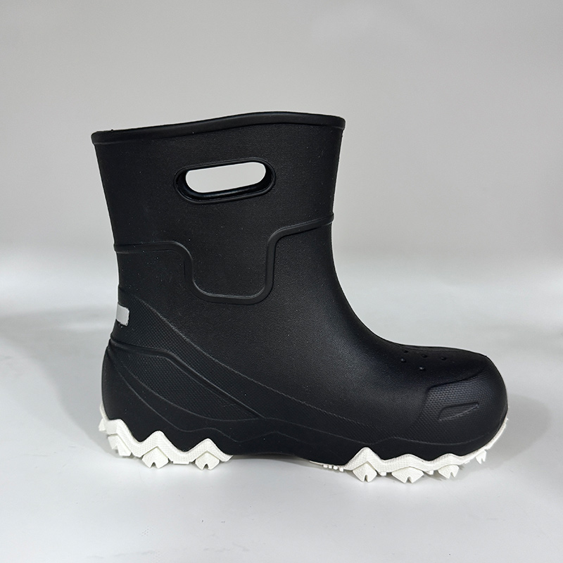 Kids EVA boots with anti slip sole patch