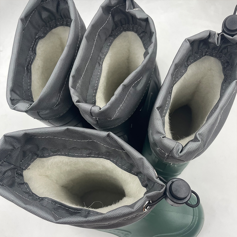 Kids Fur Lined Lightweight EVA Wellington Boots with Adjustable Collar