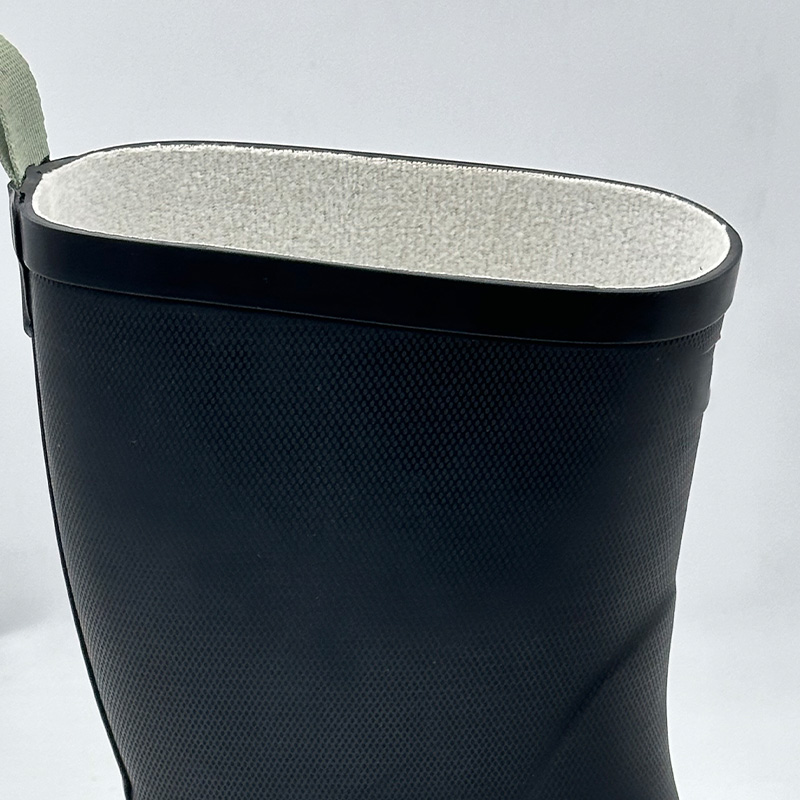 Lined mid calf rubber rain boots for women