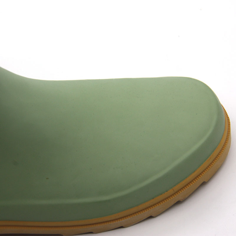 Men’s waterproof ankle high rubber gumboots