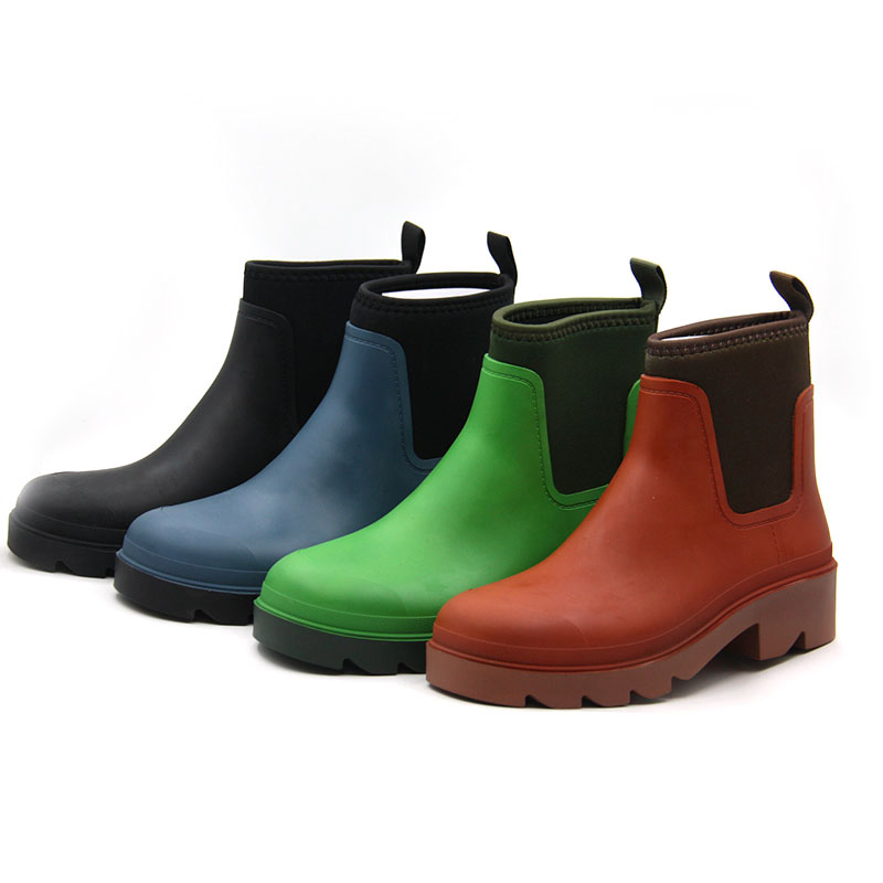 ネオプレンは女性のための耐久性の雪チェルシーブーツを列付けました