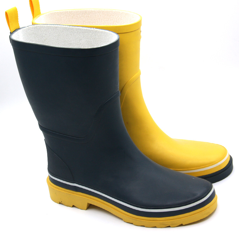 Women's mid calf solid rubber boots