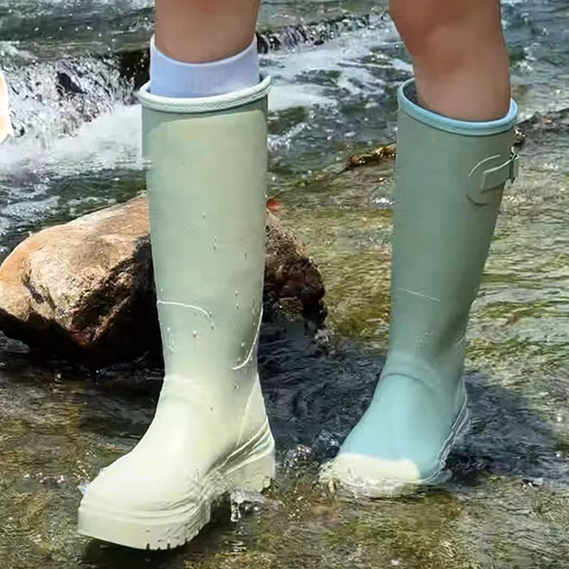 B2B Wholesale Classic Bright-Colored Knee High Gumboots