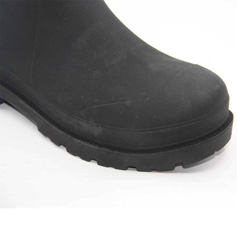 Wholesale Middle Height Neoprene Mud Wellington Boots