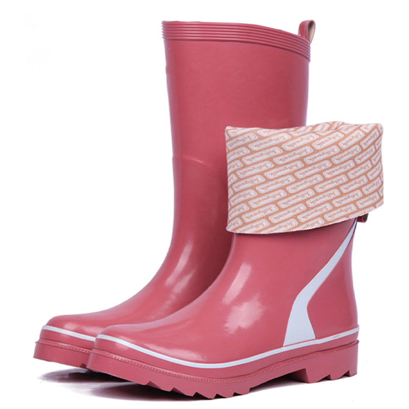 ハイヒールのウェリントンブーツ